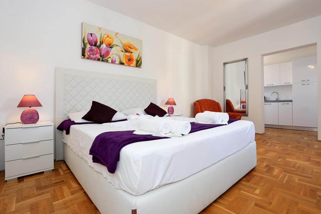 Apartments Maruna Self Check-In Zadar Exterior photo