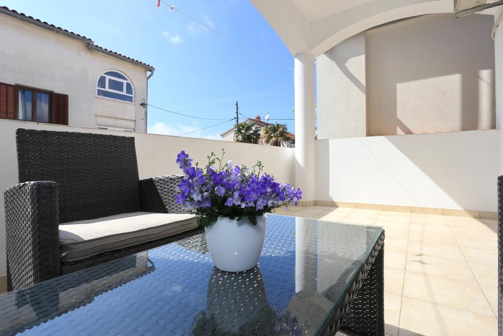 Apartments Maruna Self Check-In Zadar Exterior photo